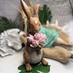 NWT Primrose Vintage Bunny Rabbit Peter Cottontail Easter Nursery Decor Figurine